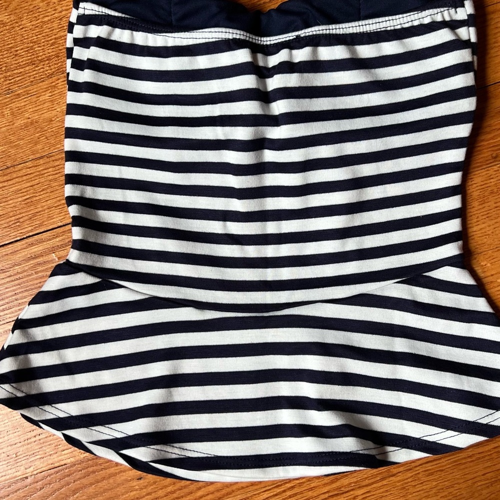 Stripe Ruffle Top - Picture 3 of 4